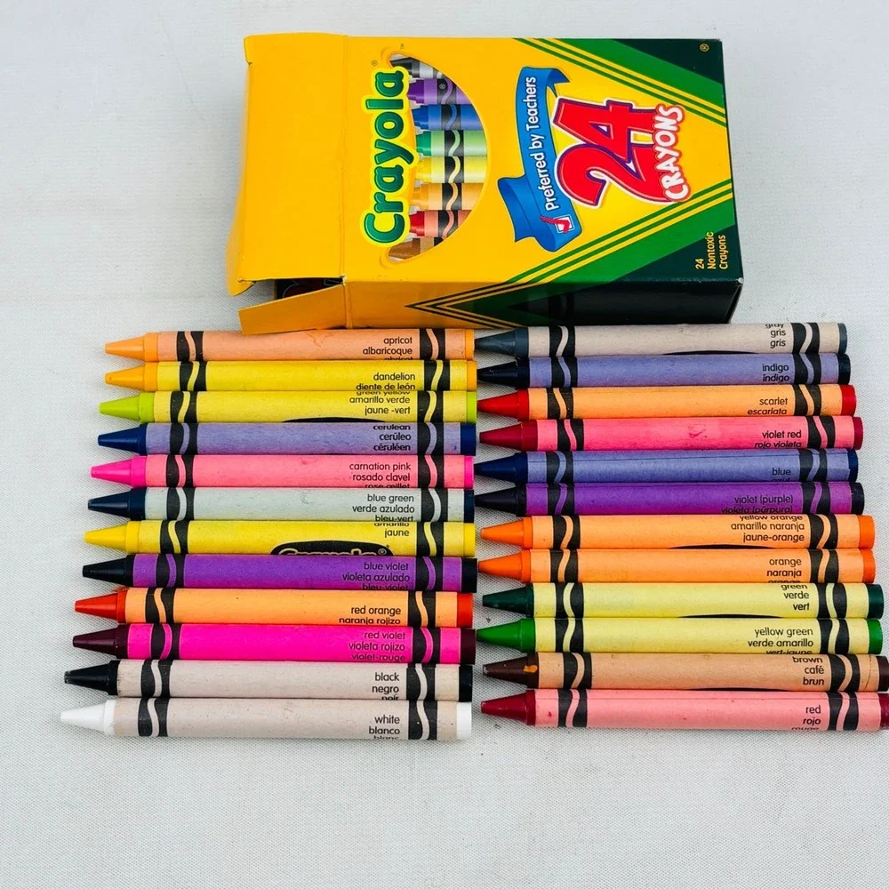 Crayola 24 Count Crayons‎ 2006 Binney & Smith USA Made Dandelion